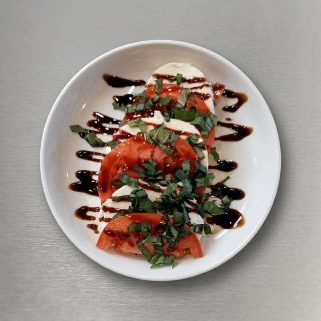 Insalata Caprese Salad.